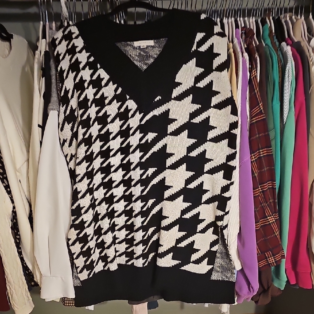 Black and White Houndstooth Sweater